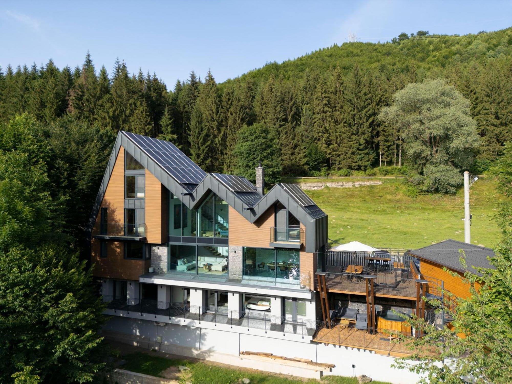 Lodge Utopia View Teşila