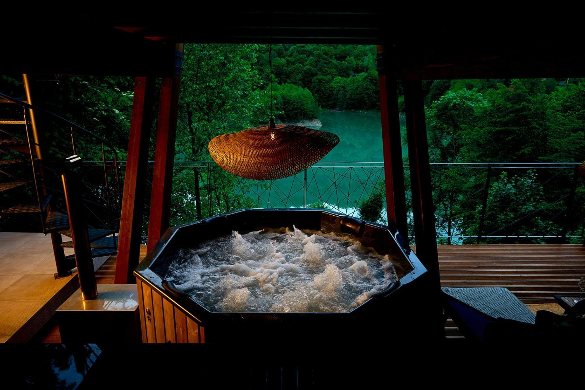 Lodge Utopia View